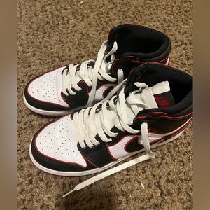 Jordan 1 Bloodline Kids